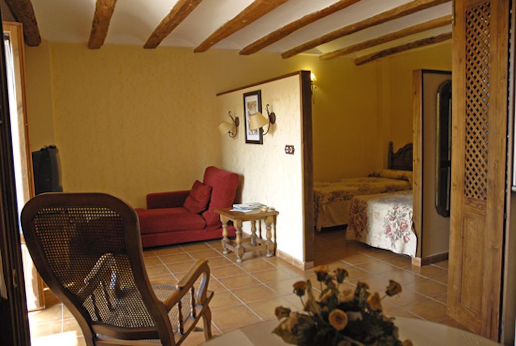 Parador De Santa Rita Molina de Aragon Exterior photo