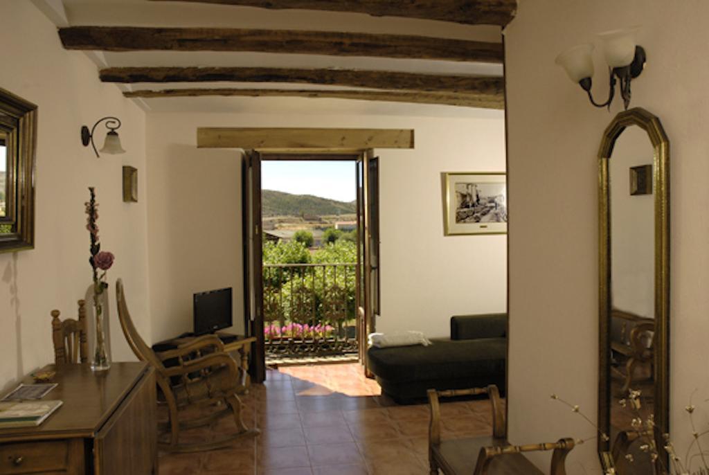 Parador De Santa Rita Molina de Aragon Exterior photo